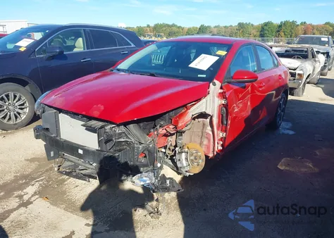 2021 Kia Forte Lxs из США, поврежденный, VIN 3KPF24AD8ME360076